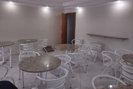 Apartamento à venda com 85m², 3 quartos e 2 vagas Apartamento à venda com 85m², 3 quartos e 2 vagasÁrea comum - Salão de festas