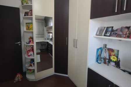 Apartamento à venda com 85m², 3 quartos e 2 vagas Apartamento à venda com 85m², 3 quartos e 2 vagasQuarto 2