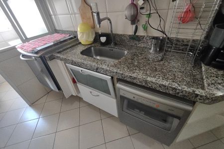 Apartamento à venda com 85m², 3 quartos e 2 vagas Apartamento à venda com 85m², 3 quartos e 2 vagasCozinha