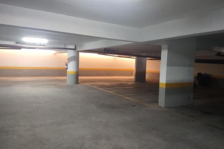 Apartamento à venda com 85m², 3 quartos e 2 vagas Apartamento à venda com 85m², 3 quartos e 2 vagasGaragem