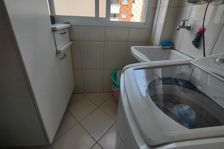 Apartamento à venda com 85m², 3 quartos e 2 vagas Apartamento à venda com 85m², 3 quartos e 2 vagasÁrea de Serviço