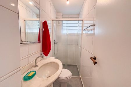 Apartamento à venda com 130m², 3 quartos e 1 vaga Apartamento à venda com 130m², 3 quartos e 1 vagaBanheiro