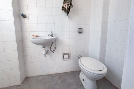 Apartamento à venda com 130m², 3 quartos e 1 vaga Apartamento à venda com 130m², 3 quartos e 1 vagaBanheiro de Serviço