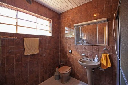Casa à venda com 250m², 3 quartos e 2 vagas
