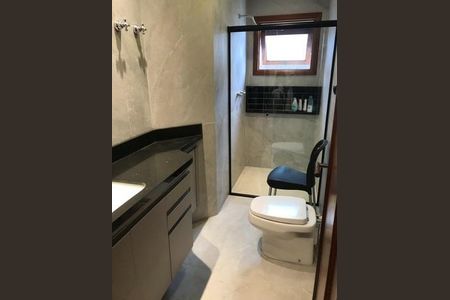 Casa de condomínio à venda com 310m², 4 quartos e 4 vagas