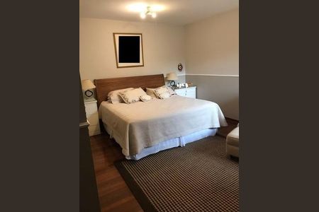 Casa de condomínio à venda com 310m², 4 quartos e 4 vagas