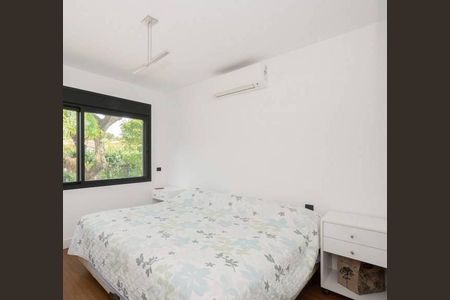 Casa à venda com 496m², 4 quartos e 4 vagas