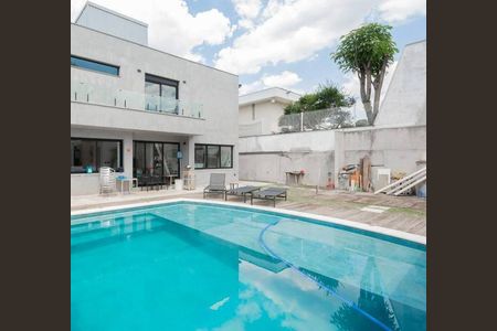 Casa à venda com 496m², 4 quartos e 4 vagas