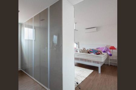 Casa à venda com 496m², 4 quartos e 4 vagas