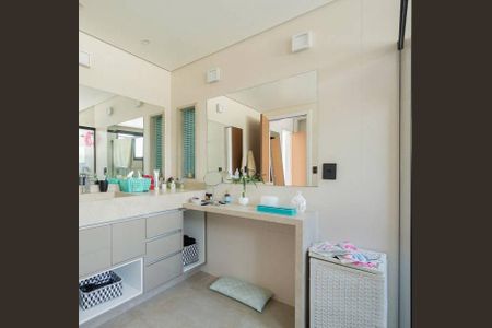 Casa à venda com 496m², 4 quartos e 4 vagas