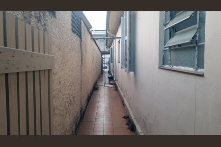 Casa à venda com 182m², 2 quartos e sem vaga
