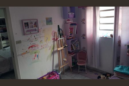 Casa à venda com 182m², 2 quartos e sem vaga