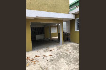 Casa à venda com 270m², 5 quartos e 5 vagas