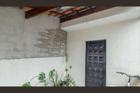 Casa à venda com 139m², 2 quartos e 1 vaga