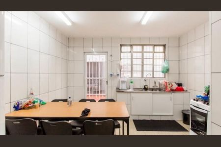 Casa à venda com 230m², 4 quartos e 5 vagas