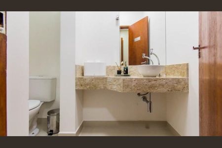 Casa à venda com 230m², 4 quartos e 5 vagas