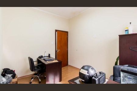 Casa à venda com 230m², 4 quartos e 5 vagas