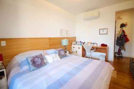 Casa à venda com 451m², 5 quartos e sem vagaSuíte 1