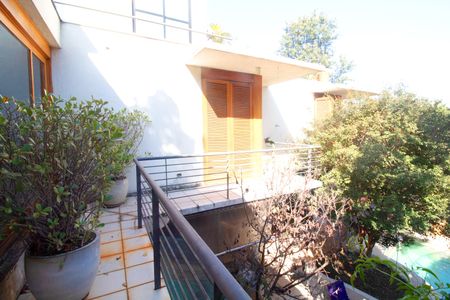 Casa à venda com 451m², 5 quartos e sem vagaVaranda da Suíte 1