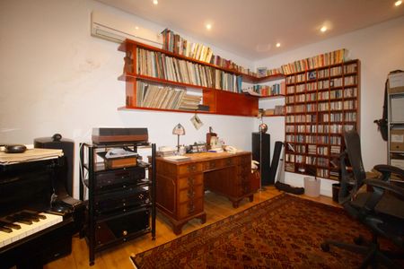 Casa à venda com 451m², 5 quartos e sem vagaQuarto 1