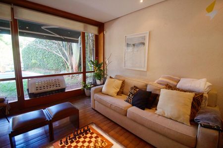 Casa à venda com 451m², 5 quartos e sem vagaSala