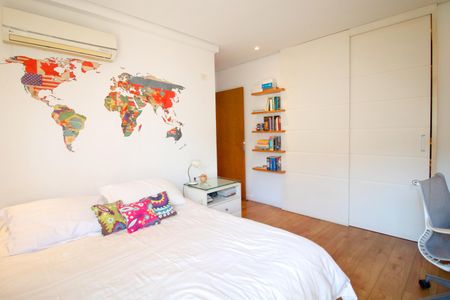 Casa à venda com 451m², 5 quartos e sem vagaSuíte 2