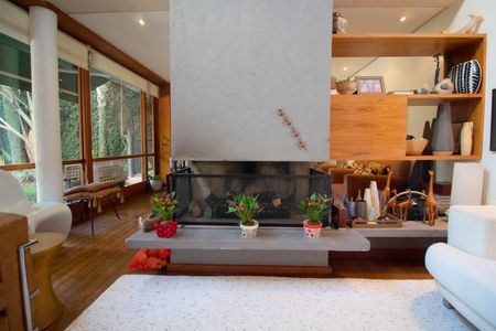 Casa à venda com 451m², 5 quartos e sem vagaSala