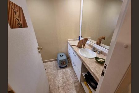 Casa à venda com 648m², 4 quartos e 4 vagas