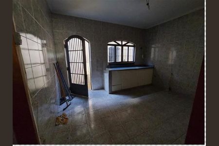 Casa à venda com 126m², 2 quartos e 3 vagas