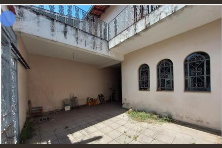 Casa à venda com 126m², 2 quartos e 3 vagas