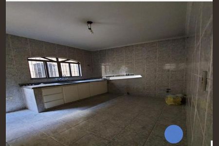 Casa à venda com 126m², 2 quartos e 3 vagas