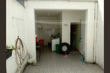 Casa à venda com 115m², 2 quartos e 1 vaga