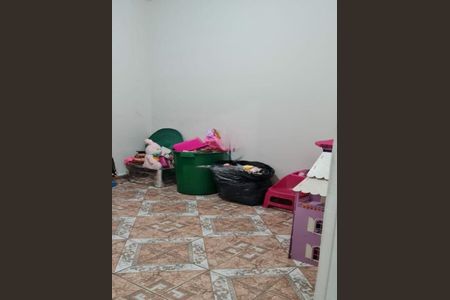Casa à venda com 119m², 3 quartos e sem vaga