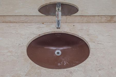 Casa à venda com 336m², 4 quartos e sem vagaBanheiro 1