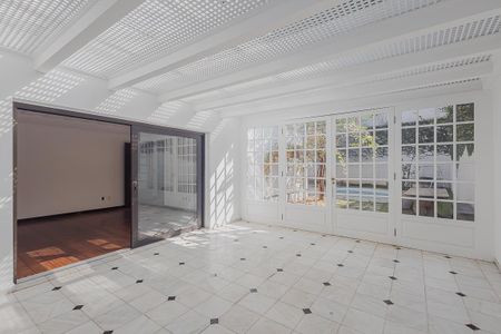 Casa à venda com 336m², 4 quartos e sem vagaSala 2