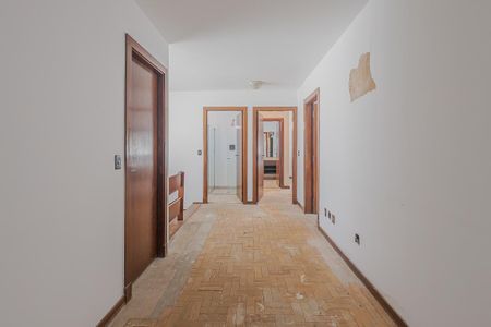 Casa à venda com 336m², 4 quartos e sem vagaCorredor