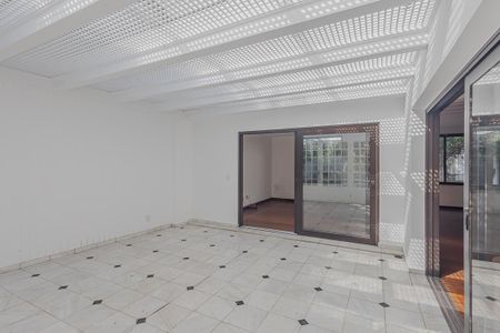Casa à venda com 336m², 4 quartos e sem vagaSala 2
