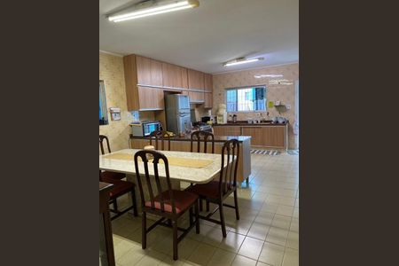 Casa à venda com 150m², 3 quartos e 2 vagas