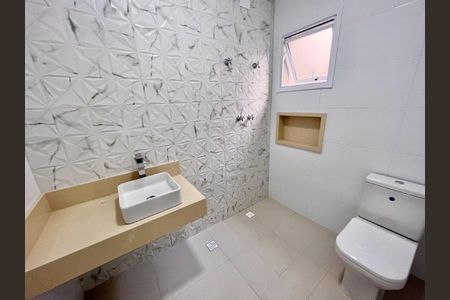 Casa à venda com 170m², 3 quartos e 3 vagas