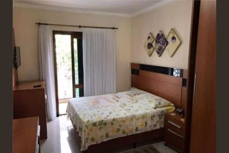 Casa à venda com 150m², 3 quartos e 6 vagas