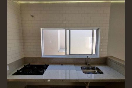 Casa à venda com 270m², 5 quartos e 4 vagas