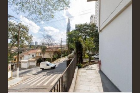 Casa à venda com 151m², 3 quartos e 5 vagas