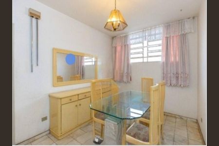 Casa à venda com 151m², 3 quartos e 5 vagas