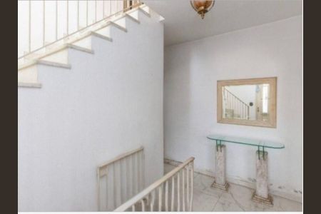 Casa à venda com 151m², 3 quartos e 5 vagas