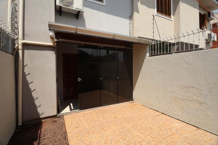 Casa à venda com 87m², 2 quartos e 1 vagaÁrea externa