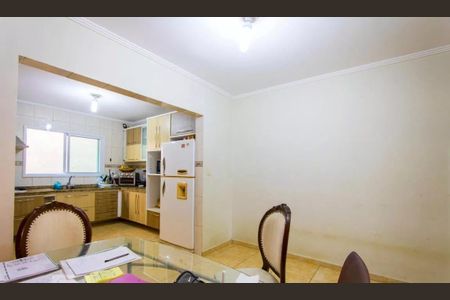 Casa à venda com 190m², 3 quartos e 6 vagas