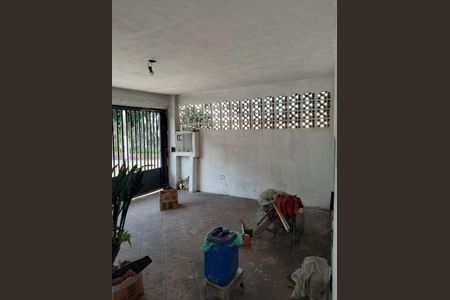 Casa à venda com 141m², 4 quartos e 2 vagas