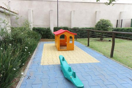 Apartamento à venda com 27m², 1 quarto e sem vaga Apartamento à venda com 27m², 1 quarto e sem vagaÁrea comum - Playground