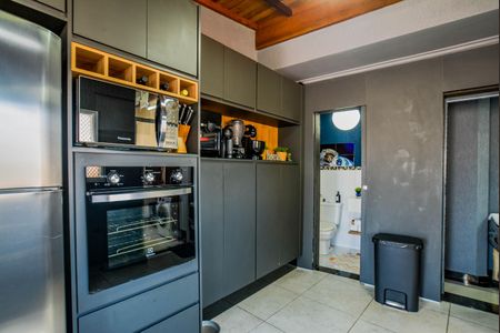 Apartamento à venda com 110m², 2 quartos e 2 vagas Apartamento à venda com 110m², 2 quartos e 2 vagasCozinha 2