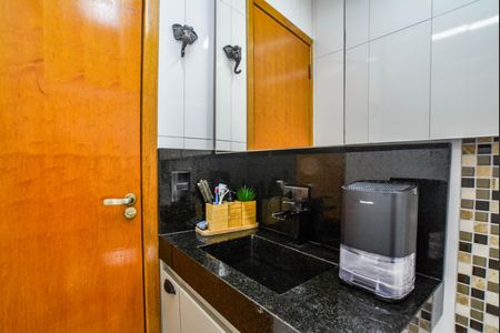 Apartamento à venda com 110m², 2 quartos e 2 vagas Apartamento à venda com 110m², 2 quartos e 2 vagasBanheiro Social